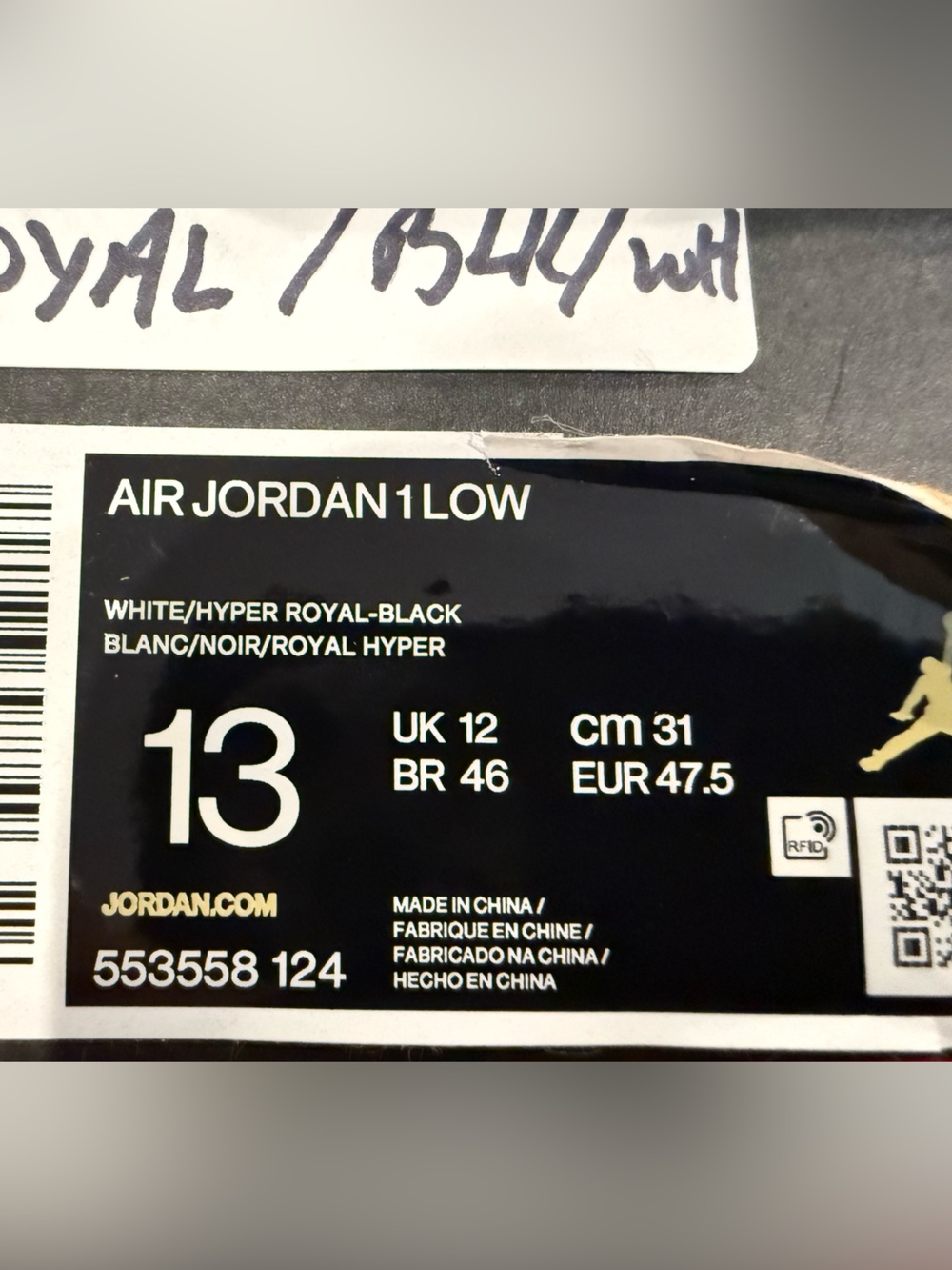Jordan Low Top Sneaker in Black and Royal Blue size 13 only worn once mint